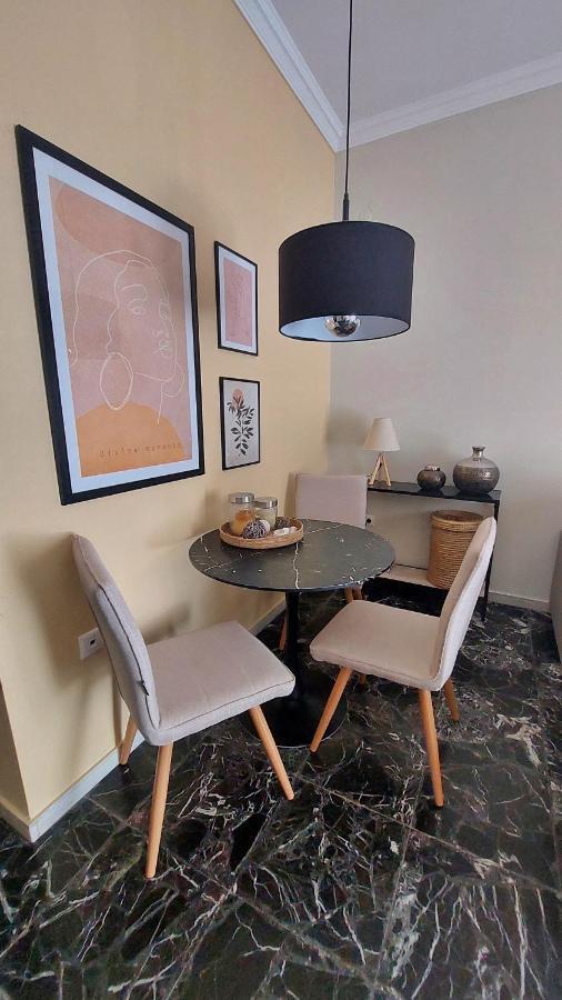 Cosy Retro Apartment Закінф Екстер'єр фото